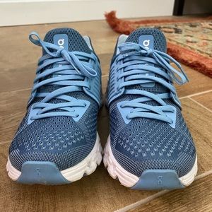 On running Cloudswift Lake | Sky